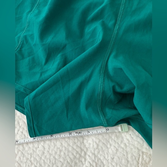 Lululemon Women’s Shorts- Size 8 Tall - Picture 9 of 9